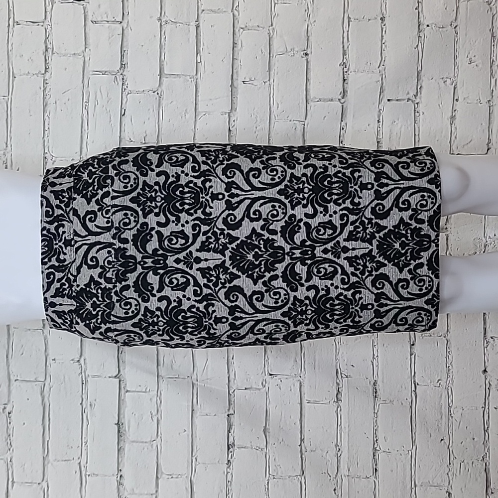 Jolt Black and Gray Damask Pencil Skirt